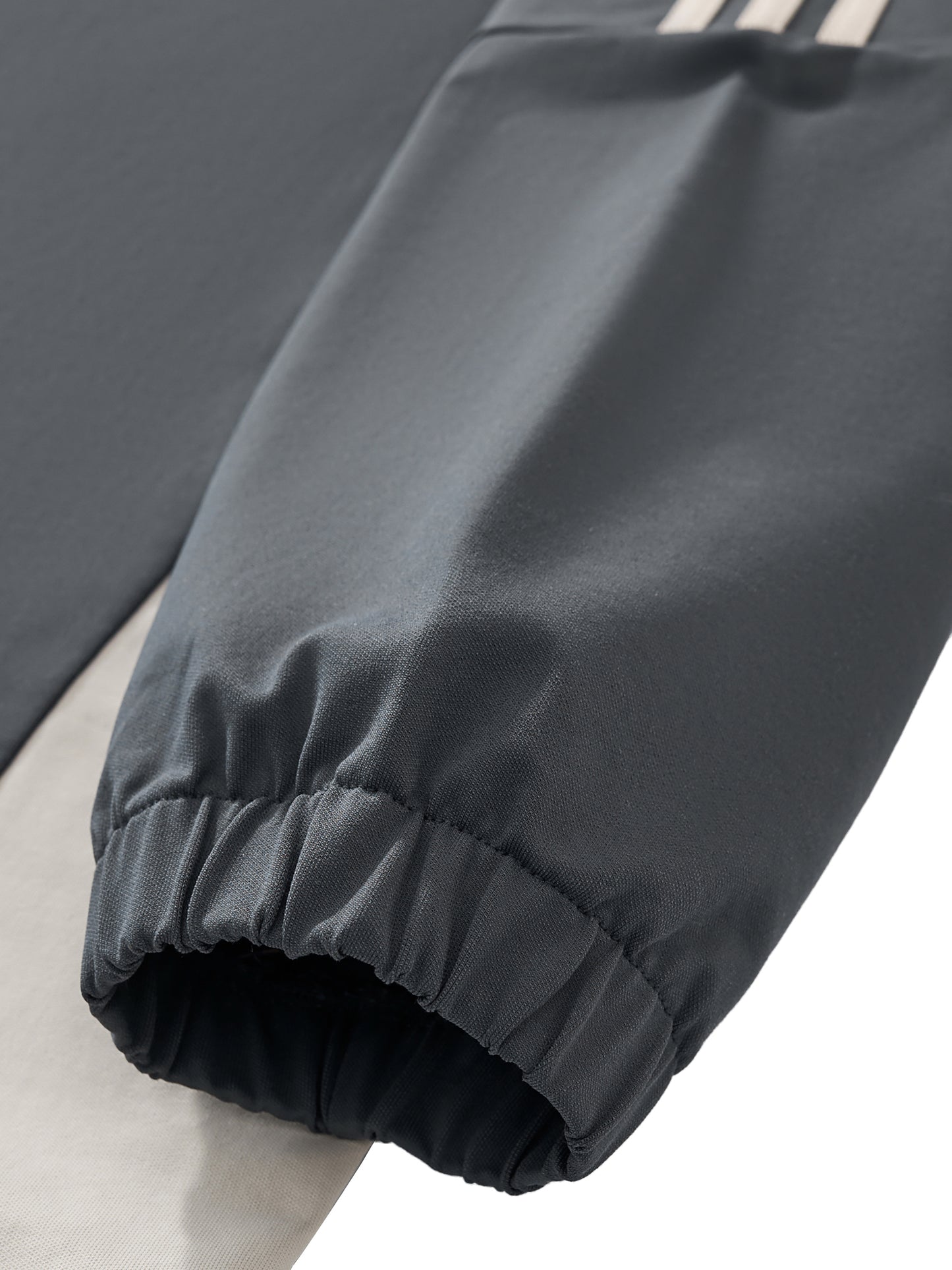 Color-Block V-Neck Long-Sleeve